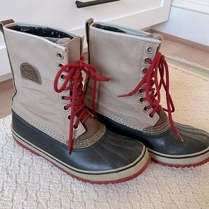 Sorel Winter Boots like new! With Felt Inserts!